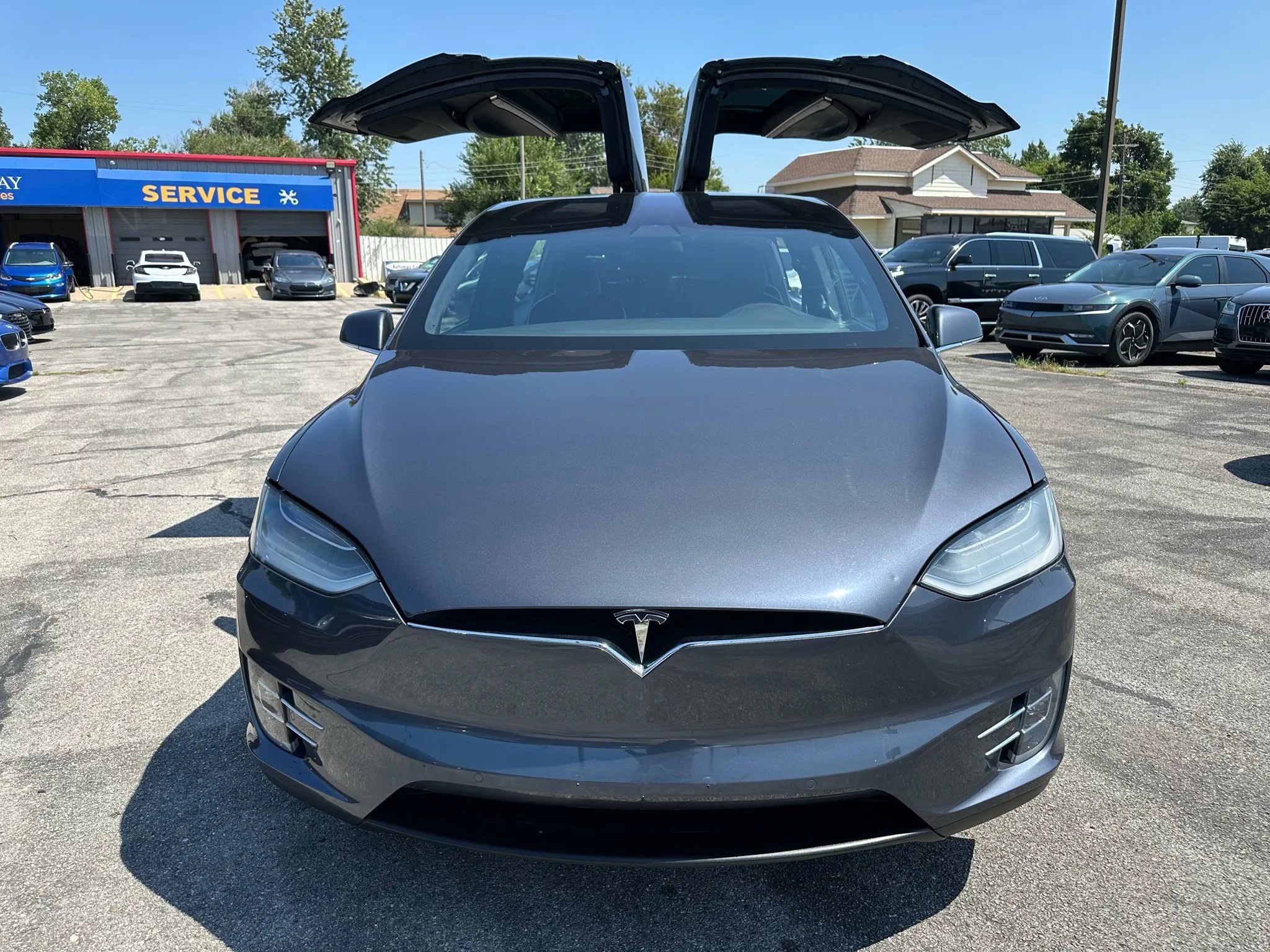 Used 2018 Tesla Model X 75D image 39