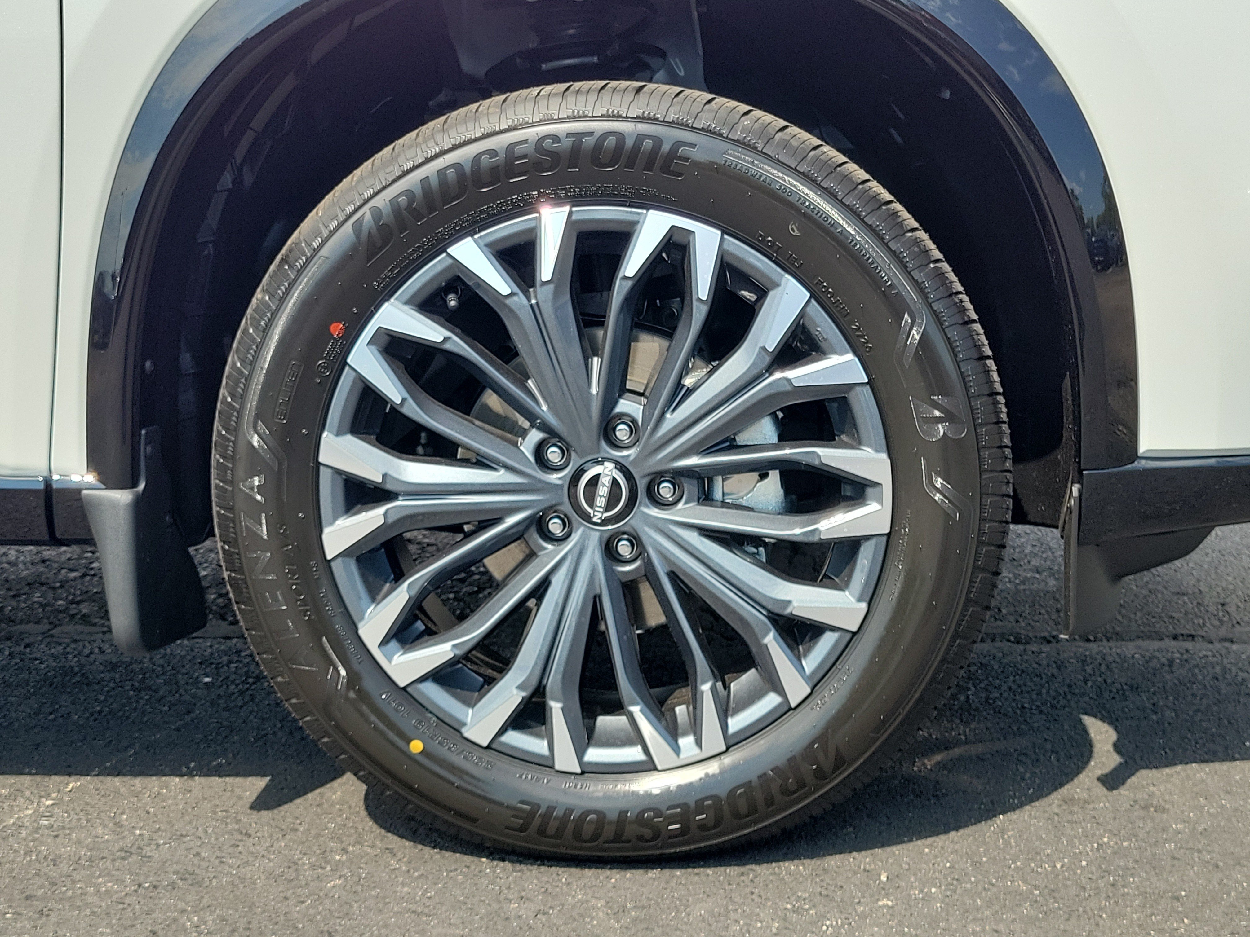 New 2026 Nissan Rogue Platinum w/ Platinum Premium Package AWD/4WD image 5