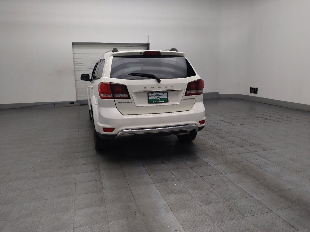 Used 2019 Dodge Journey Crossroad FWD image 6