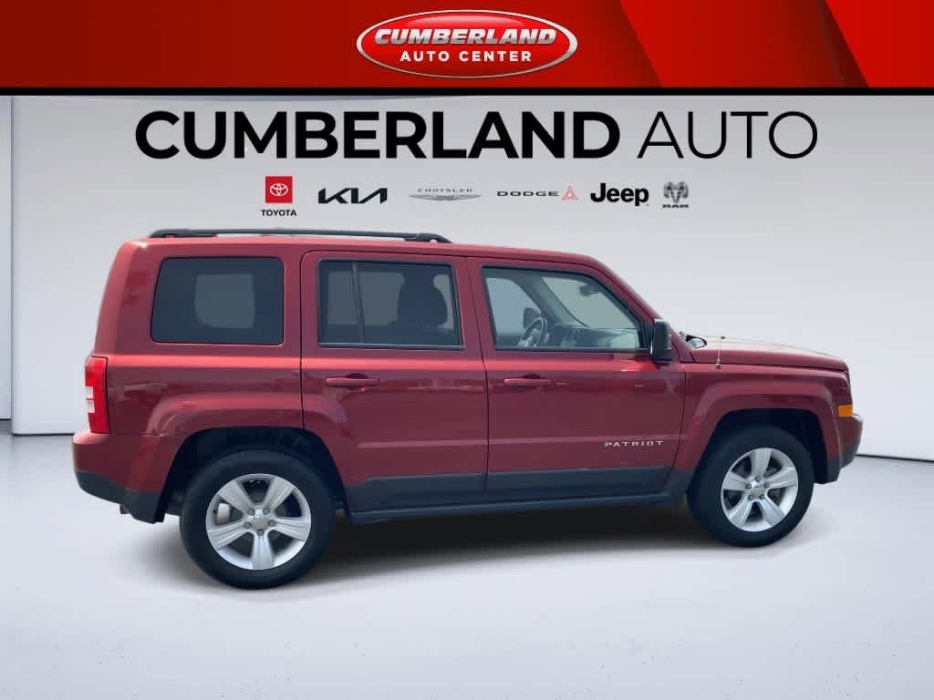 Used 2016 Jeep Patriot Sport w/ Power Value Group FWD image 9