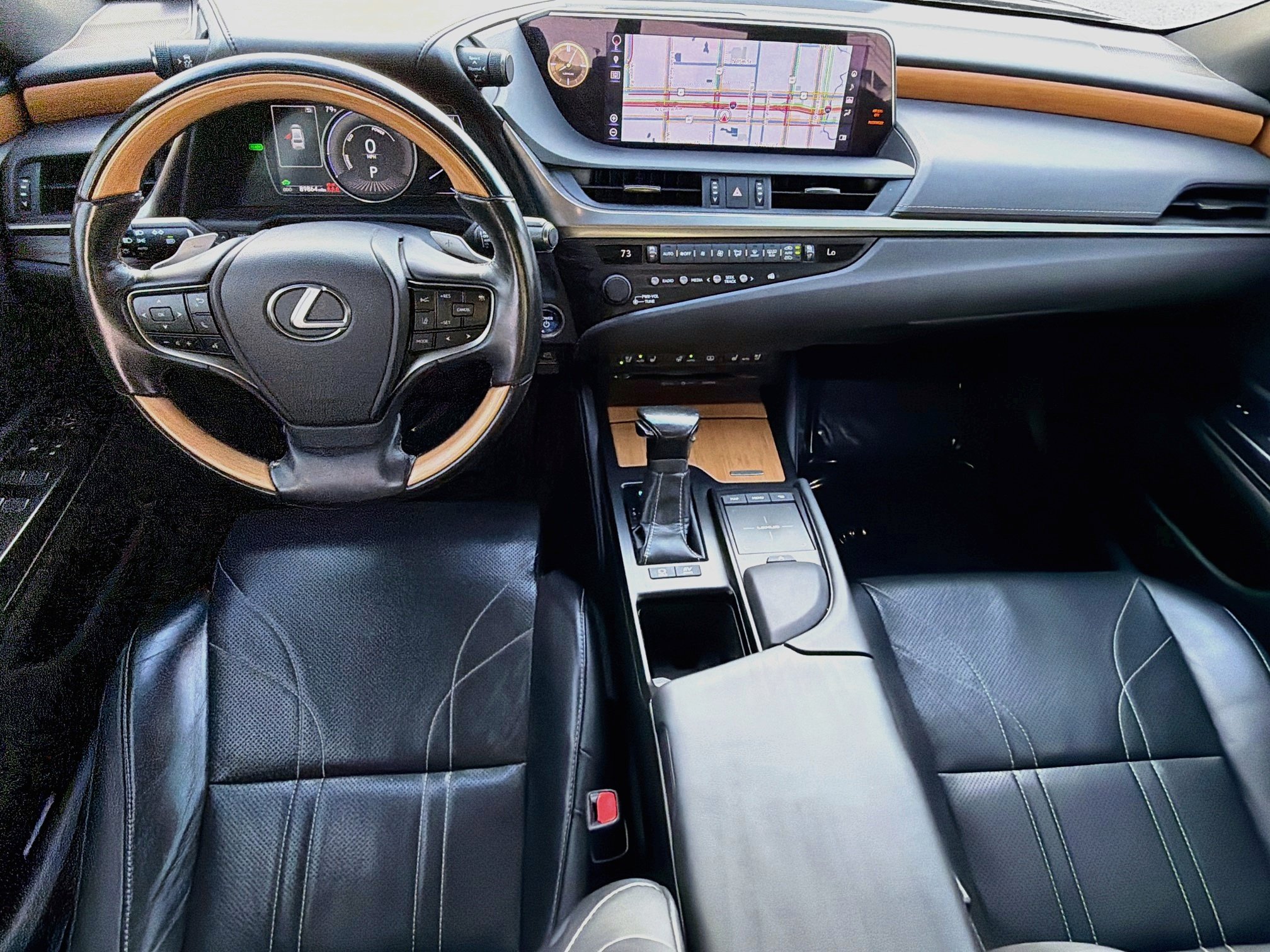 Used 2019 Lexus ES 300h FWD image 16
