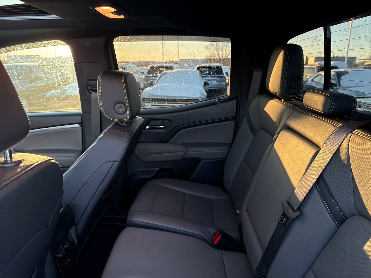 Used 2025 Chevrolet Colorado ZR2 w/ Technology Package image 14