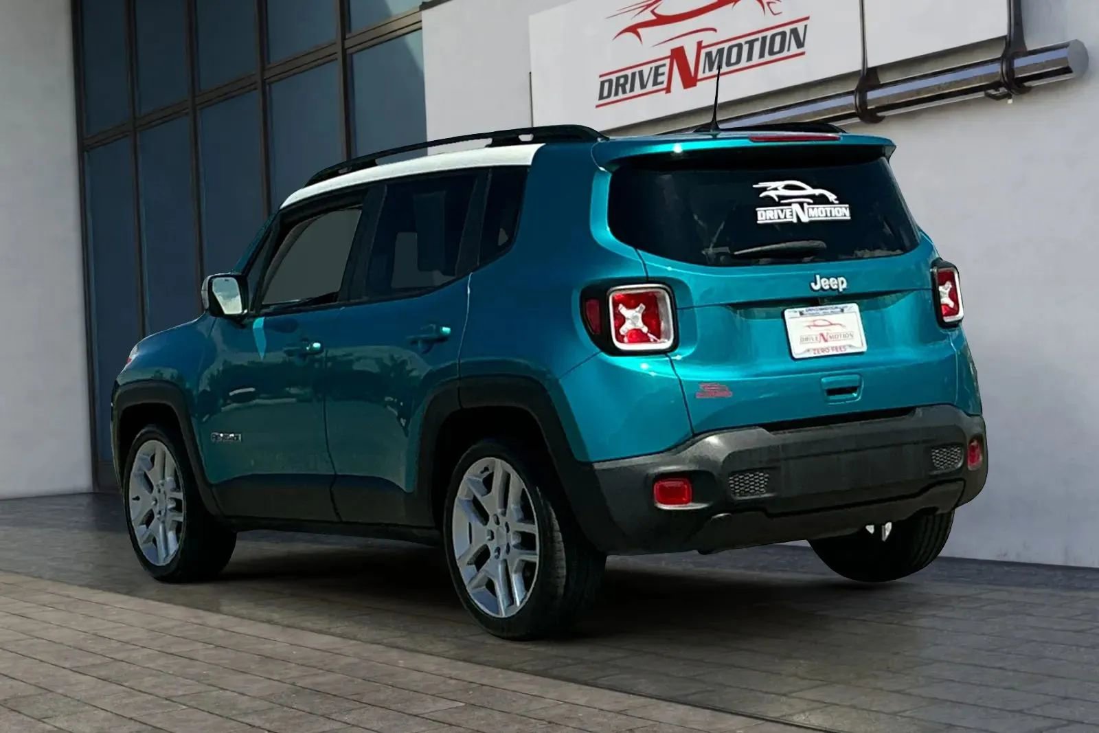 Used 2021 Jeep Renegade Latitude image 6