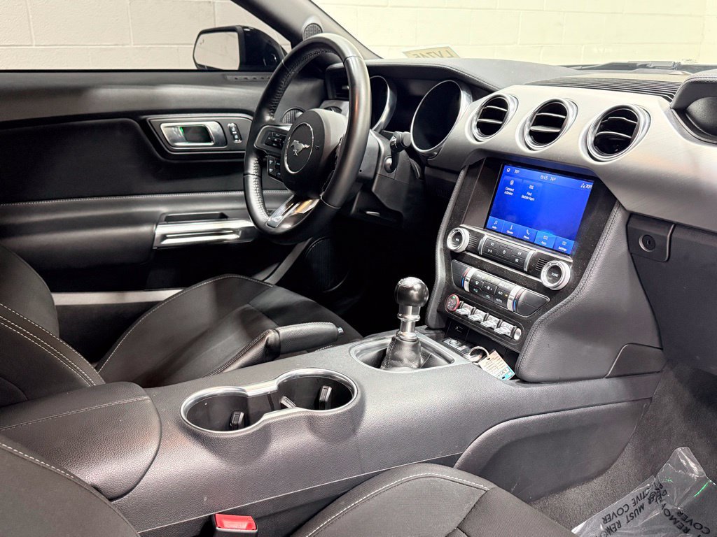 Used 2022 Ford Mustang GT w/ Equipment Group 301A RWD image 30