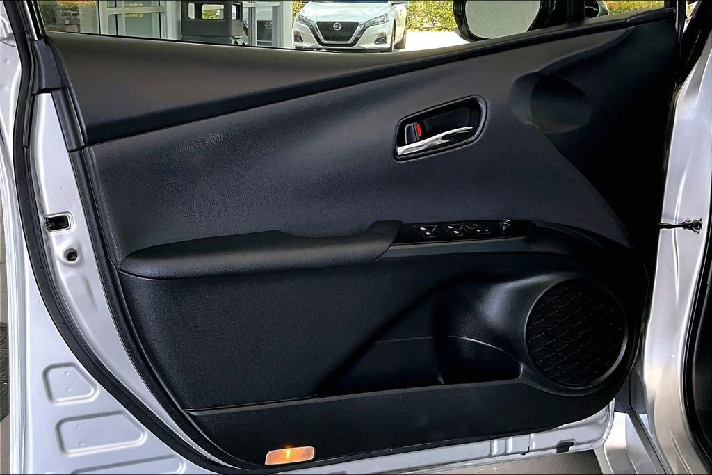 Used 2016 Toyota Prius Three Touring image 20