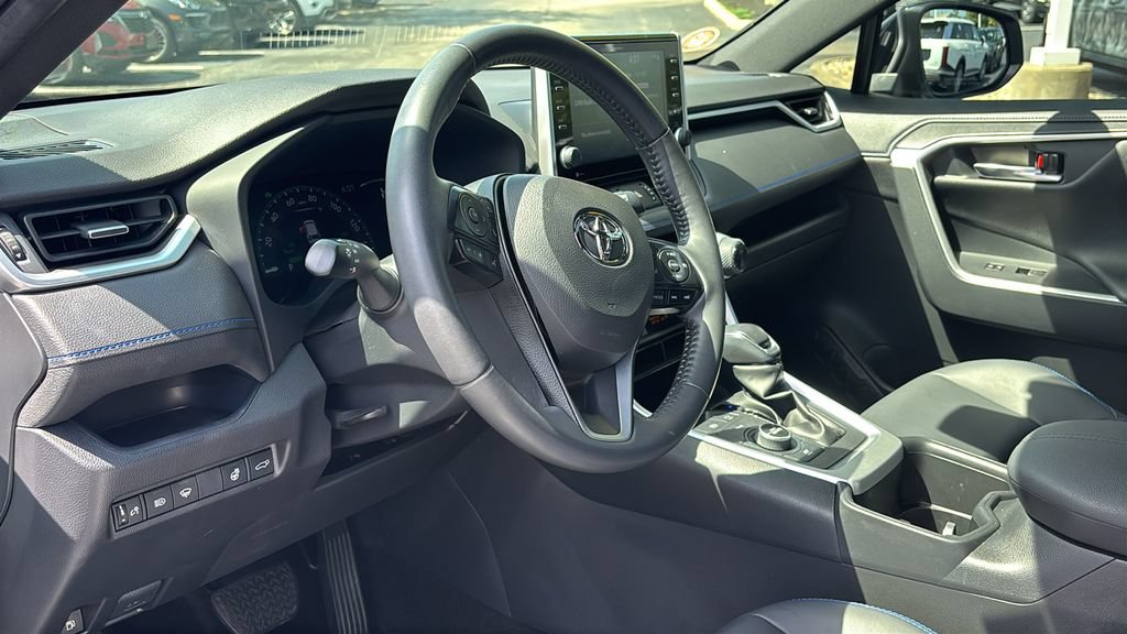 Used 2022 Toyota RAV4 XSE w/ XSE Grade Weather Package AWD/4WD image 26