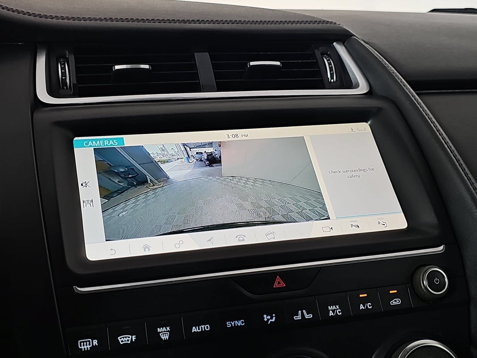 Used 2018 Jaguar E-PACE S AWD/4WD image 23