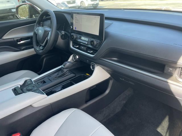 Used 2024 Toyota Grand Highlander XLE image 37