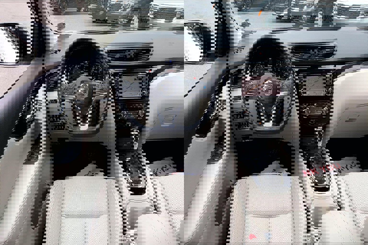 Used 2022 Nissan Rogue Sport SL image 7