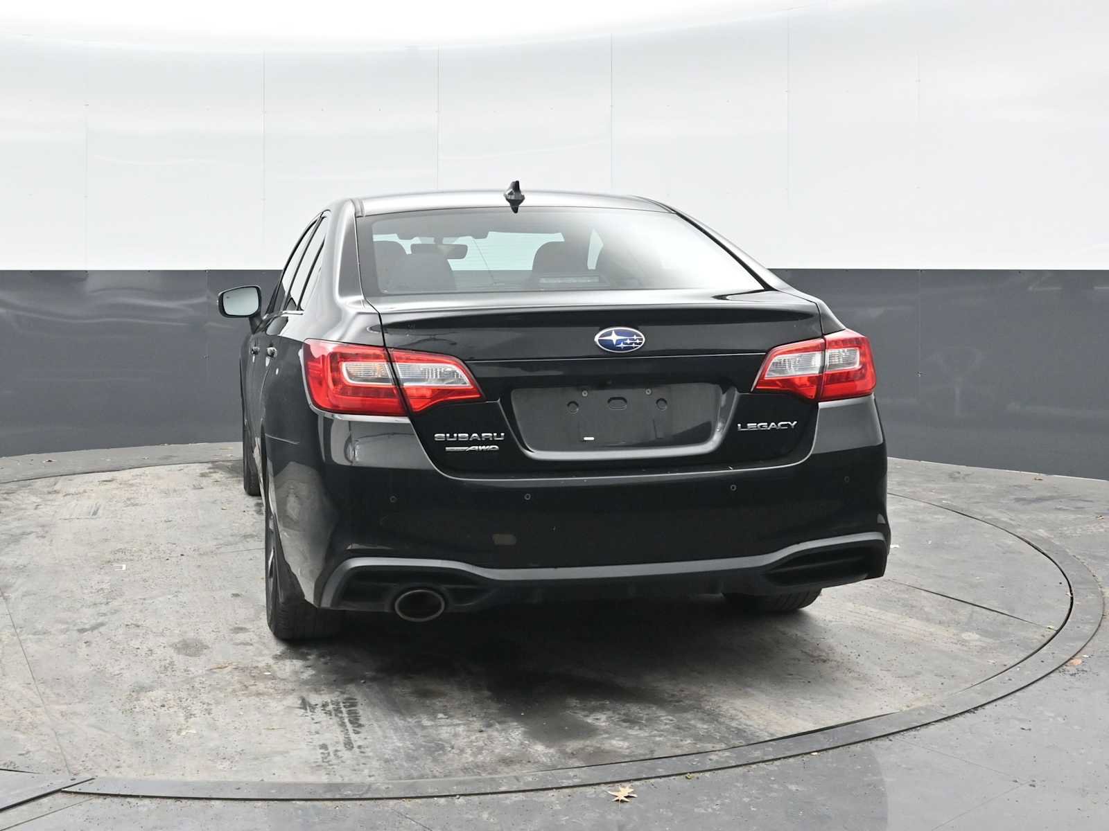 Used 2018 Subaru Legacy 2.5i Limited AWD/4WD image 9