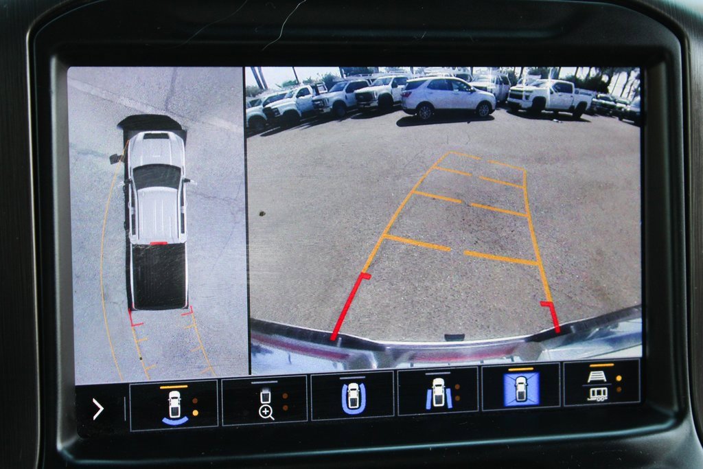 Used 2020 GMC Sierra 2500 AT4 image 29