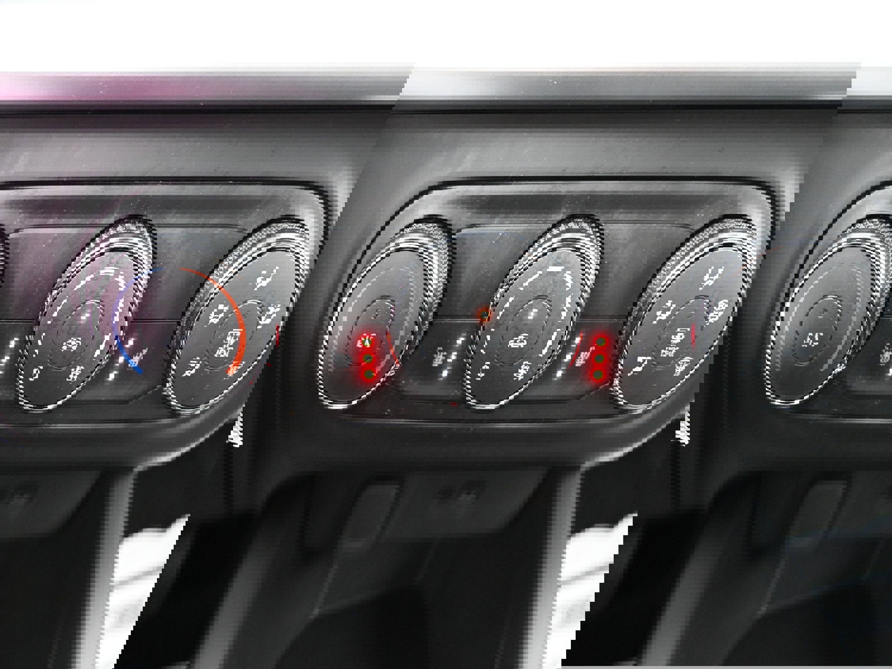 Certified 2025 Chevrolet Trax LS w/ LS Convenience Package image 15