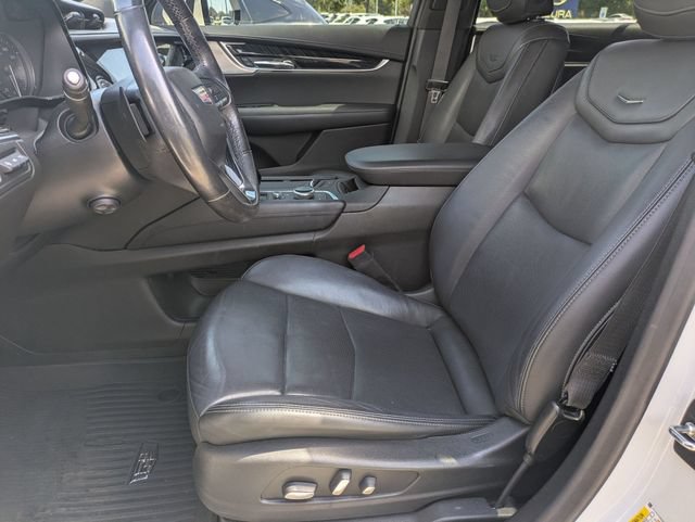 Used 2021 Cadillac XT6 Premium Luxury AWD/4WD image 23