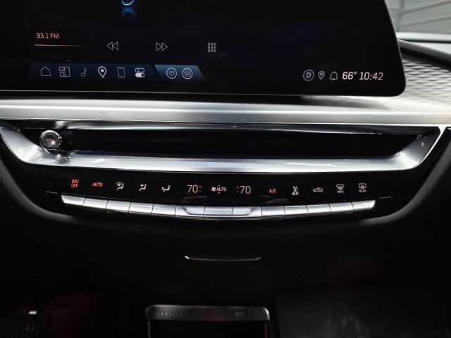 Used 2024 Cadillac Lyriq Sport AWD/4WD image 29