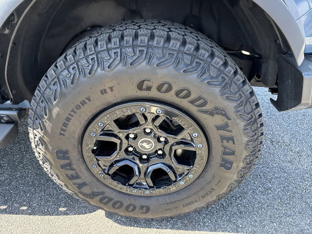 Used 2025 Ford Bronco Badlands image 20