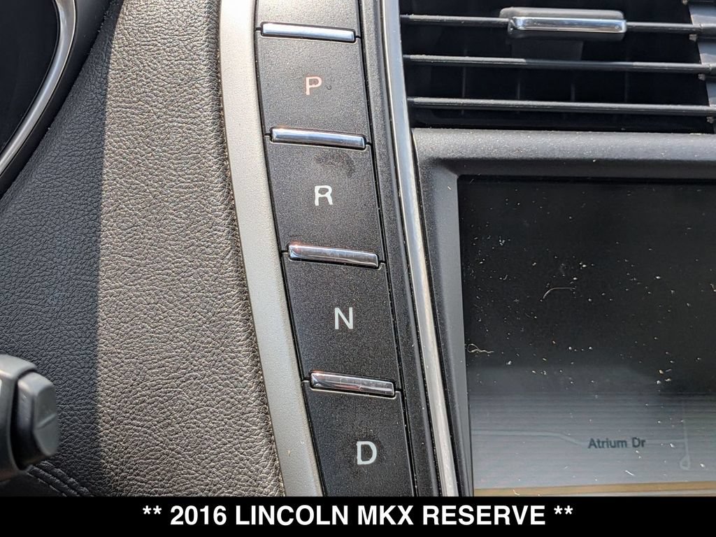 Used 2016 Lincoln MKX Reserve w/ Climate Package AWD/4WD image 8