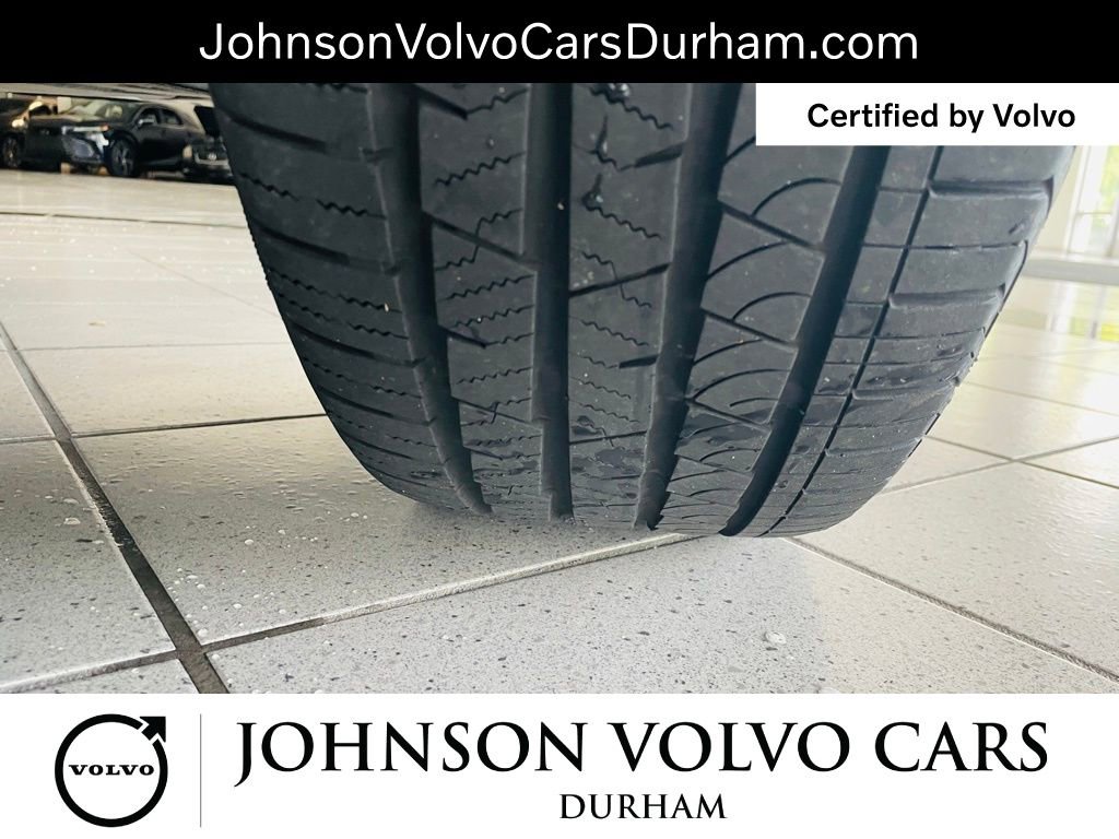 Certified 2025 Volvo XC60 B5 Ultra w/ Protection Package Premier image 21