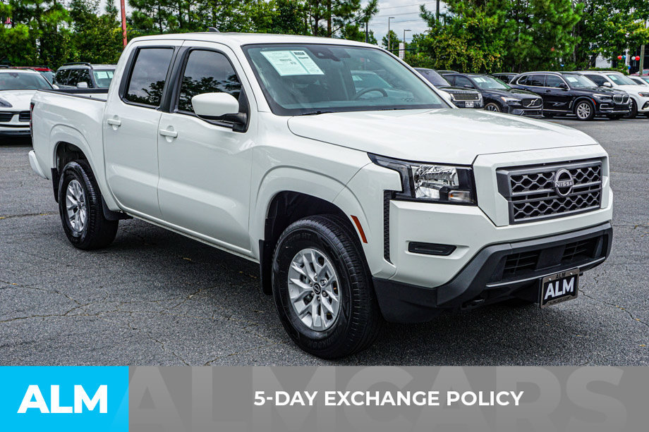 Used 2024 Nissan Frontier SV w/ Tow Package AWD/4WD image 3