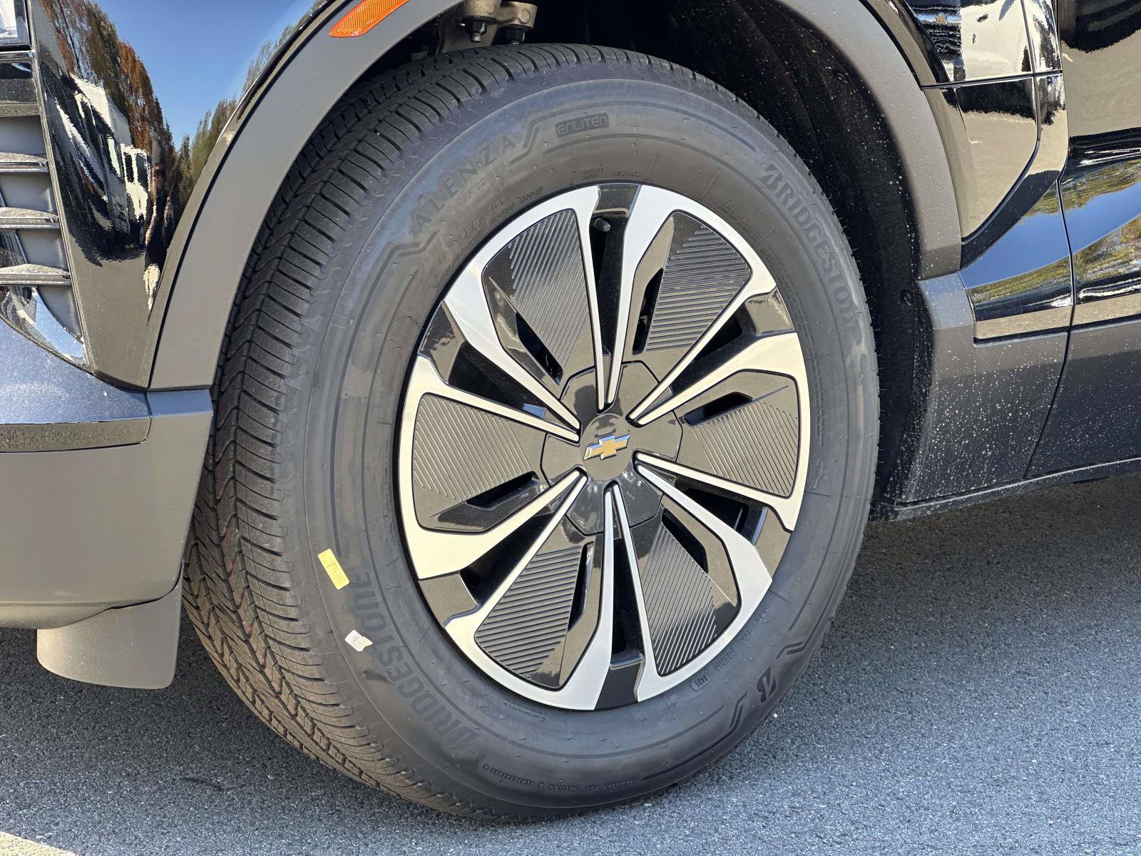 New 2026 Chevrolet Blazer EV LT AWD/4WD image 7