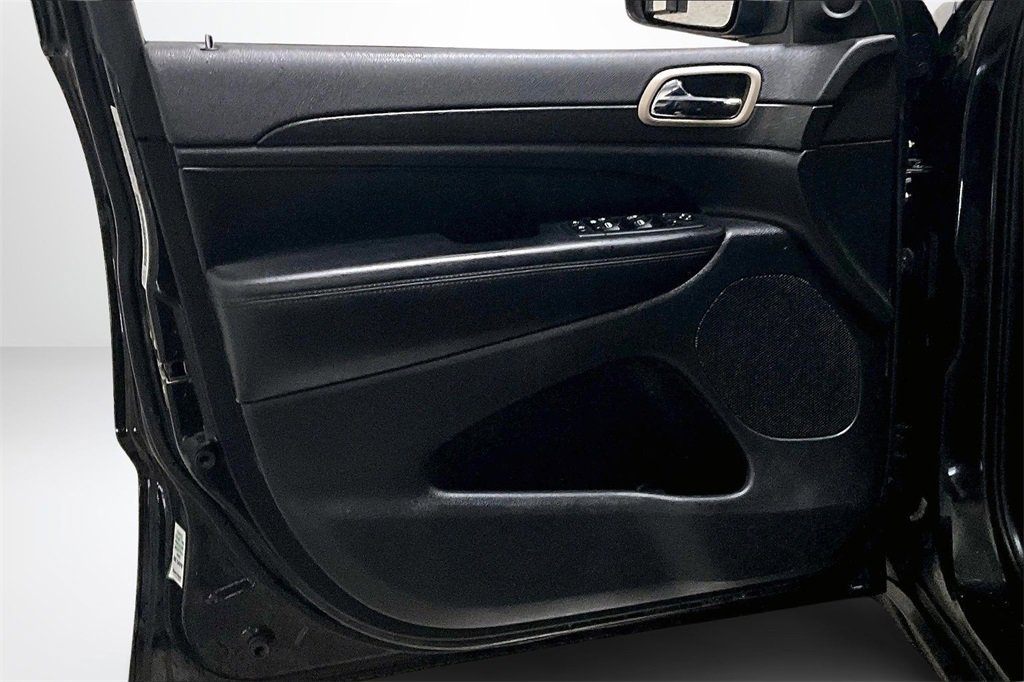 Used 2015 Jeep Grand Cherokee Laredo image 19