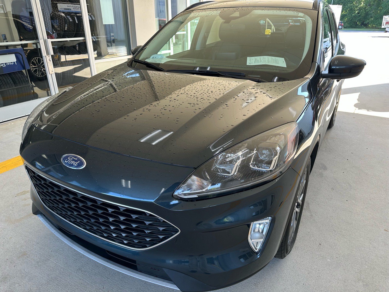 Certified 2022 Ford Escape SEL w/ Technology Package FWD image 2
