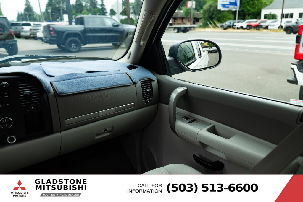 Used 2008 GMC Sierra 1500 SLE w/ Power Pack Plus RWD image 11