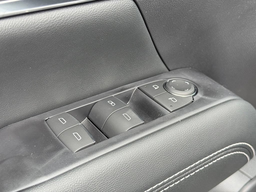 New 2027 GMC Terrain Denali w/ LPO, Floor Liner Package AWD/4WD image 13