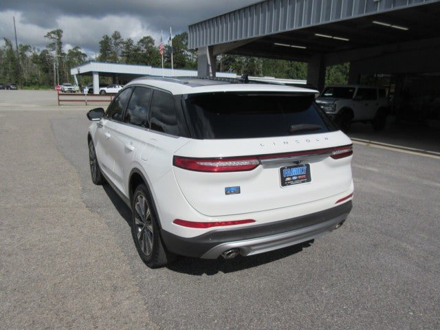 Used 2022 Lincoln Corsair Reserve w/ Elements Package FWD image 3