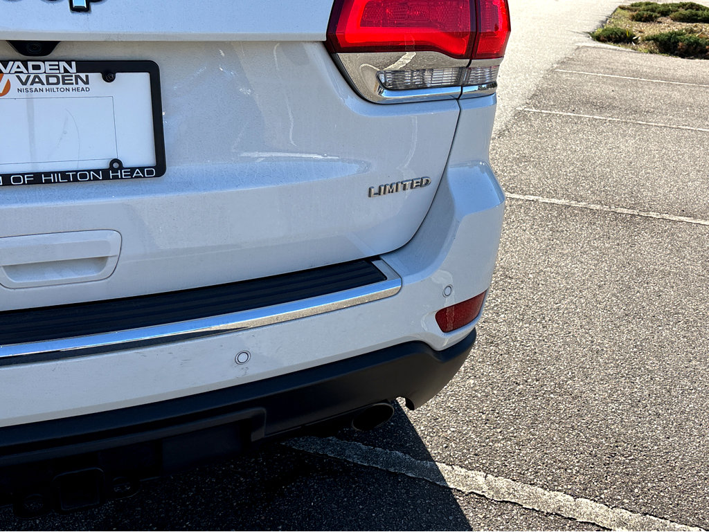 Used 2018 Jeep Grand Cherokee Limited w/ Trailer Tow Group IV image 32