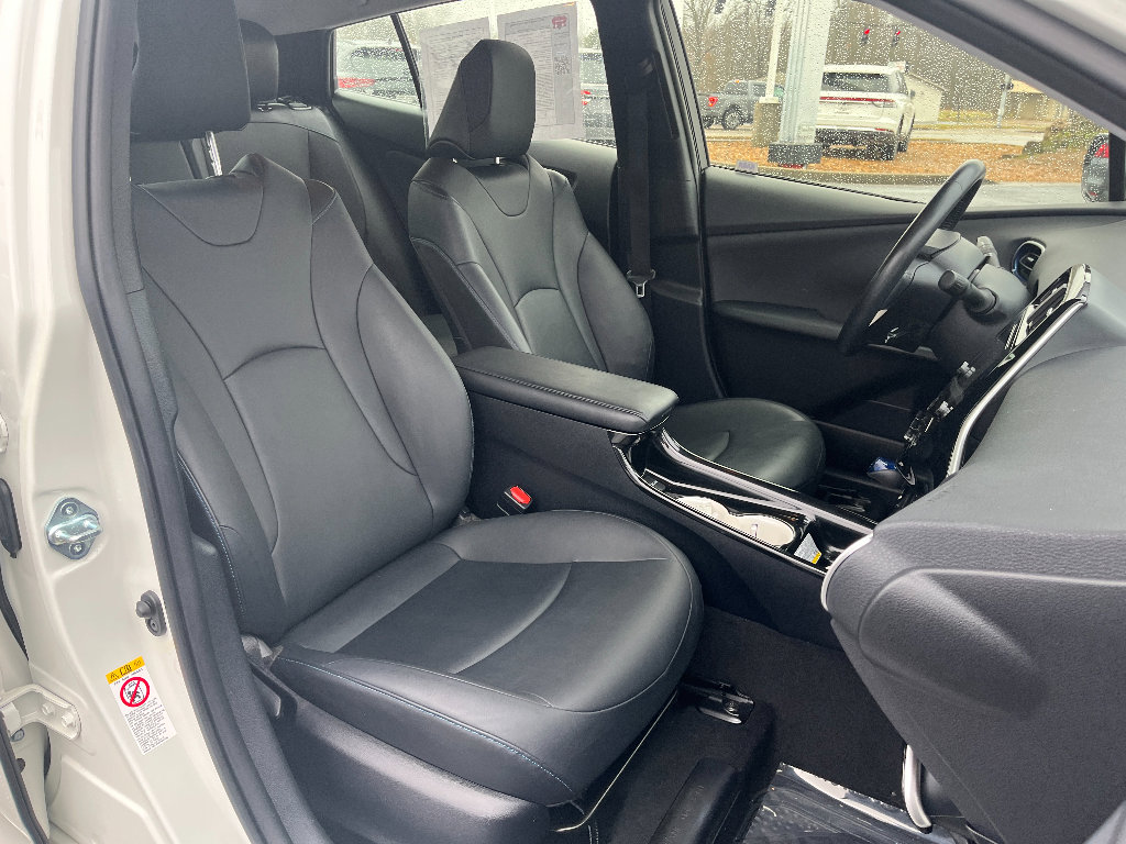 Used 2016 Toyota Prius Three Touring image 15