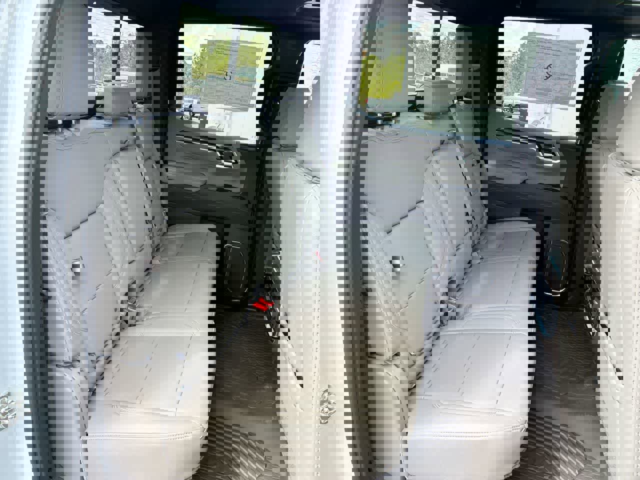 New 2026 Chevrolet Silverado 1500 LTZ w/ LTZ Premium Package image 28