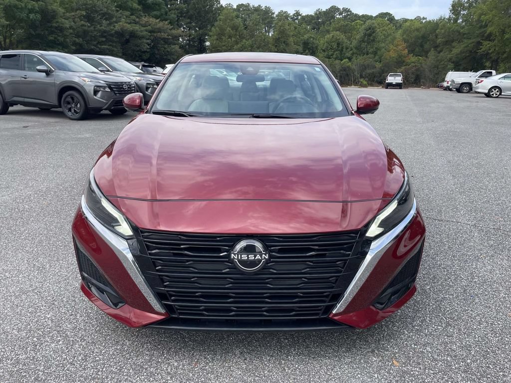 Used 2024 Nissan Altima 2.5 SL FWD image 8
