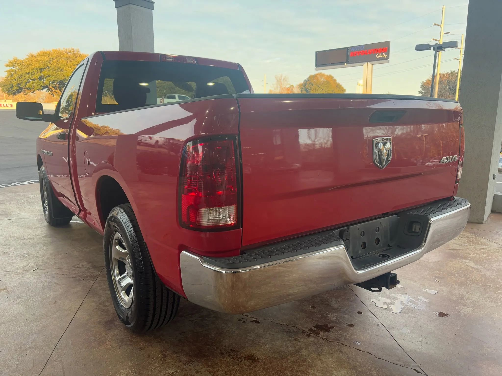 Used 2011 RAM 1500 Tradesman image 4
