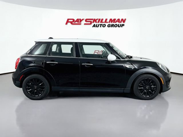 Used 2019 MINI Cooper 4-Door Hardtop FWD image 6