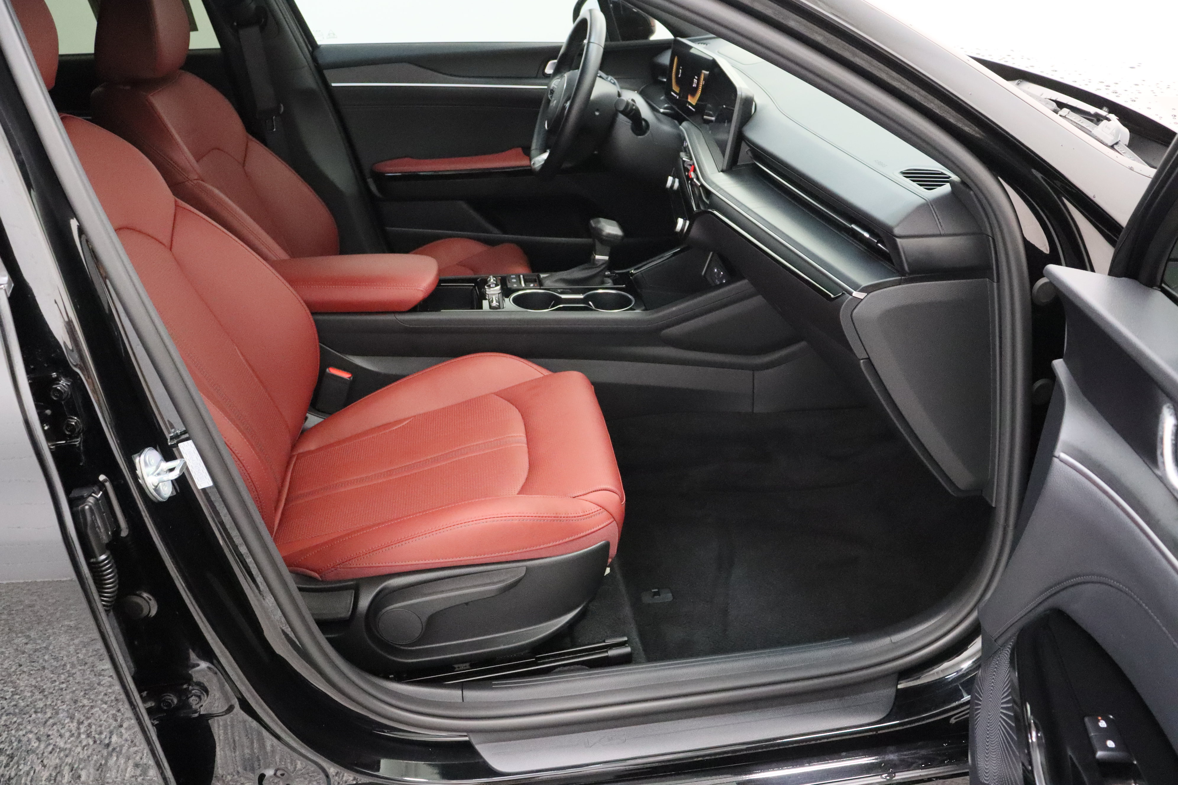 Used 2026 Kia K5 GT-Line w/ GT-Line Red Interior Package FWD image 36