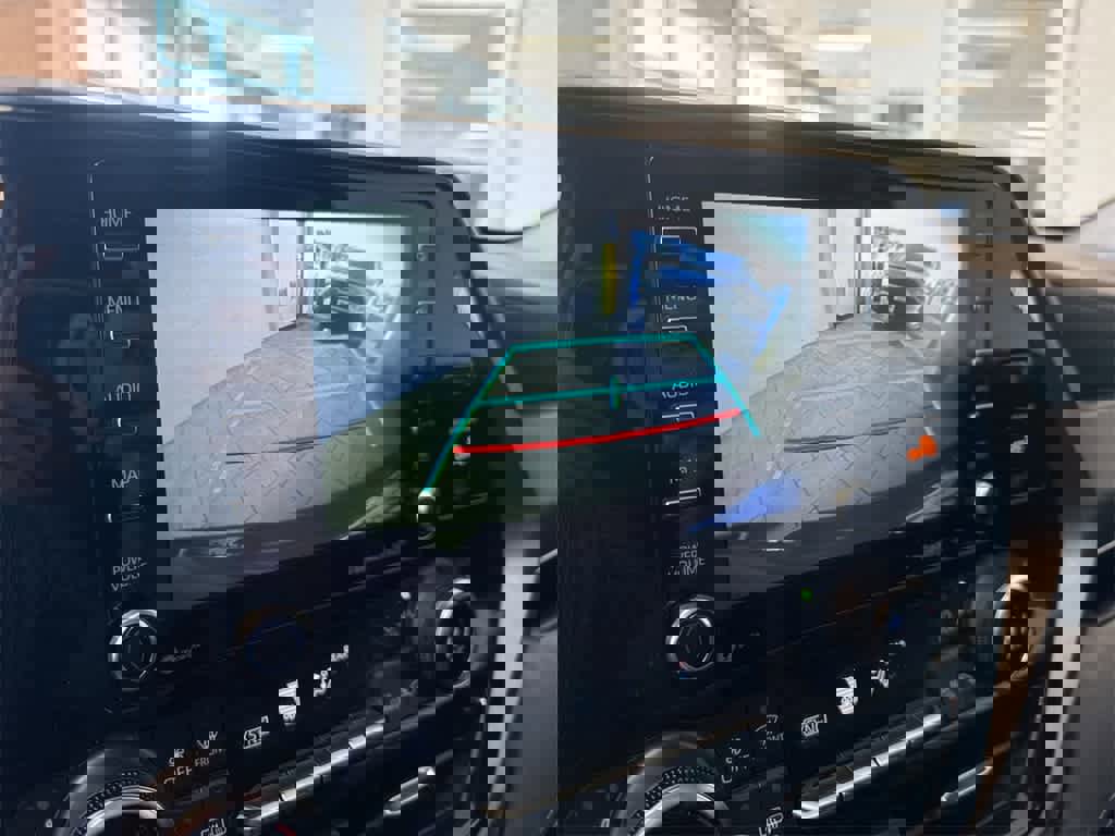 Used 2022 Toyota Highlander XLE image 31