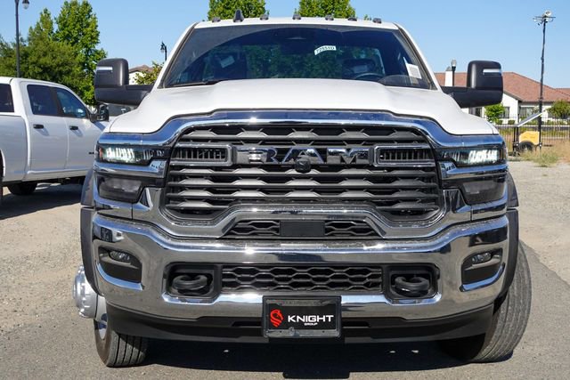 New 2025 RAM 5500 Tradesman AWD/4WD image 3