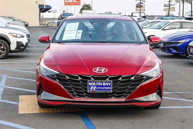 Certified 2023 Hyundai Elantra Limited image 2