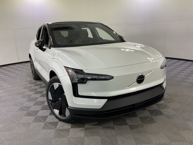 New 2026 Volvo EX30 Plus w/ Protection Package Premier AWD/4WD image 8