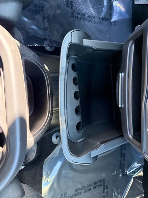 New 2026 Chrysler Pacifica Select image 27