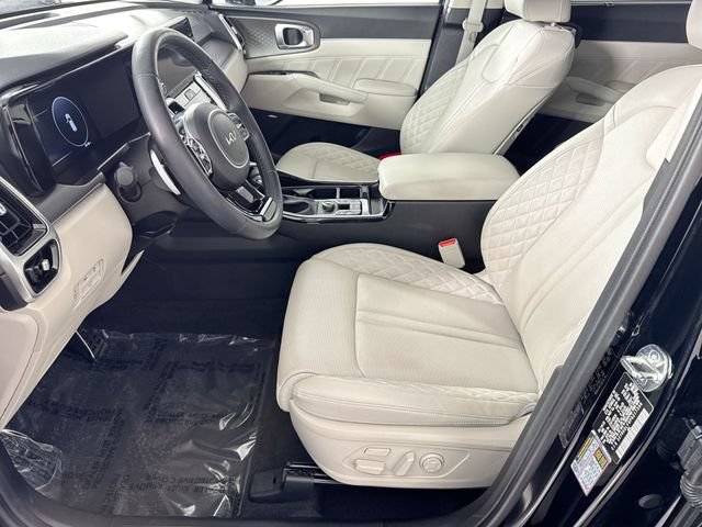 Used 2023 Kia Sorento SX AWD/4WD image 4