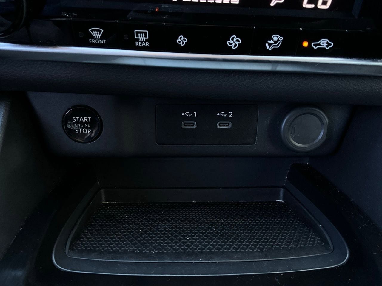 Used 2025 Nissan Rogue SV FWD image 25