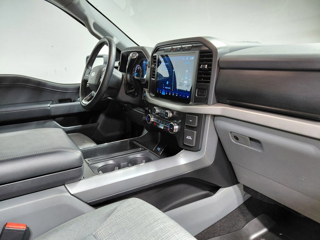 Certified 2022 Ford F150 XLT w/ Equipment Group 302A High image 26