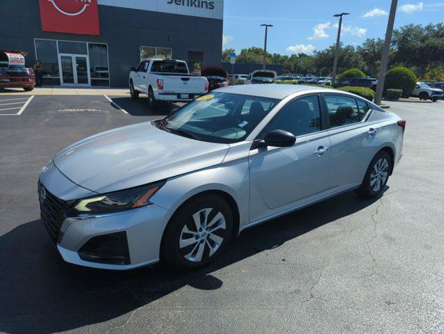 Certified 2024 Nissan Altima 2.5 S FWD image 14