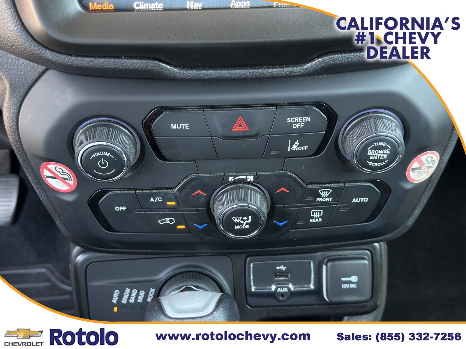 Used 2023 Jeep Renegade Trailhawk AWD/4WD image 20
