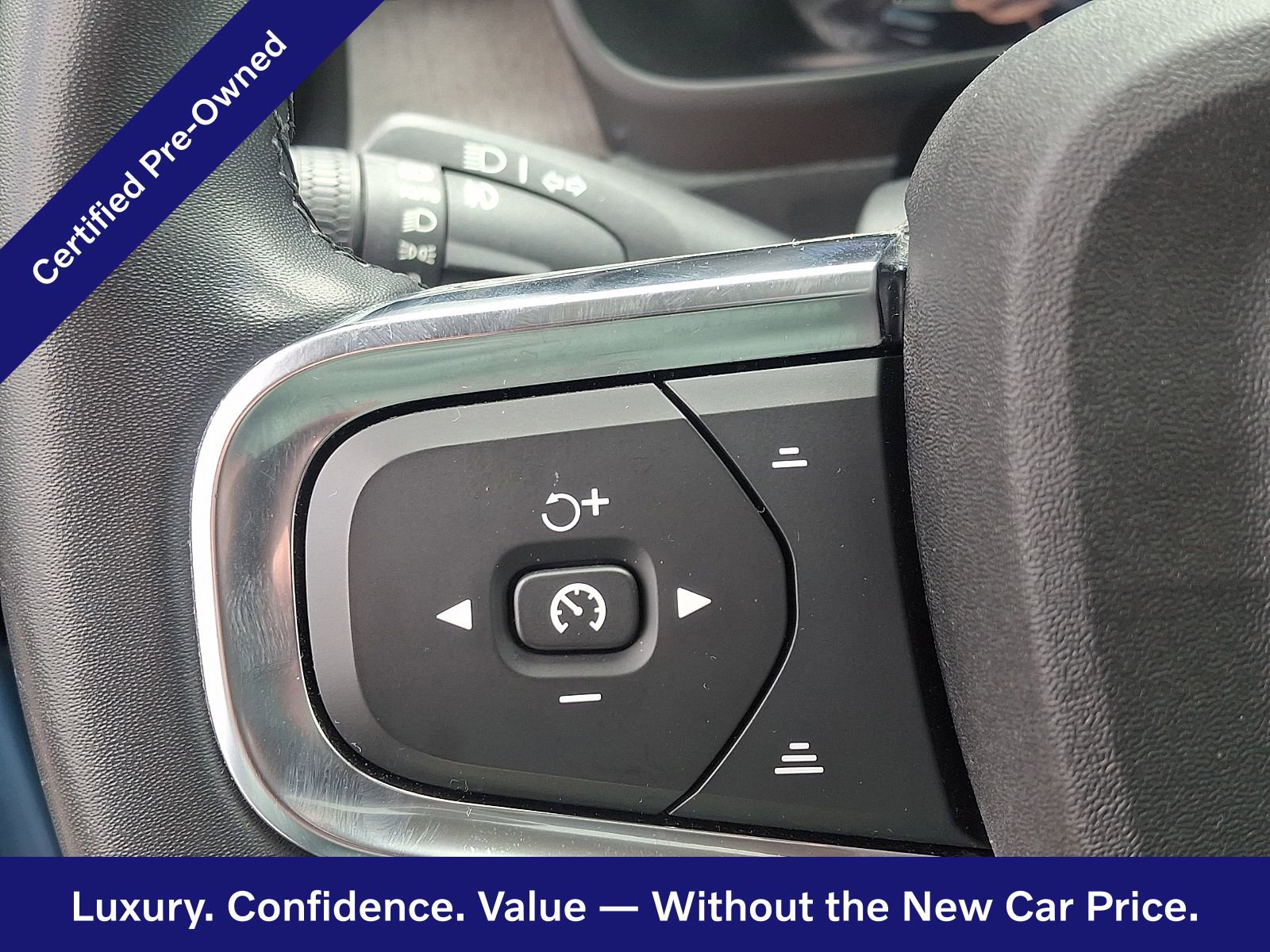 Certified 2023 Volvo XC40 B5 Plus w/ Driver Assist Package AWD/4WD image 22