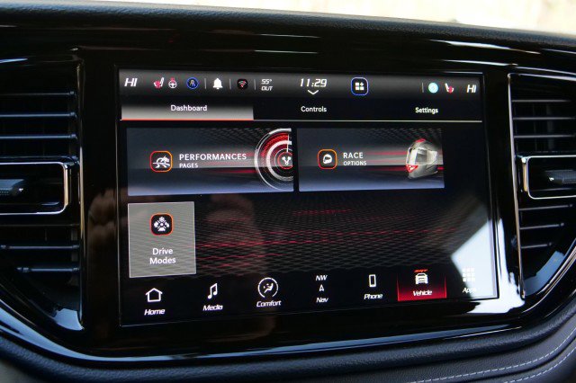 Used 2025 Dodge Durango SRT Hellcat w/ Black Package image 12