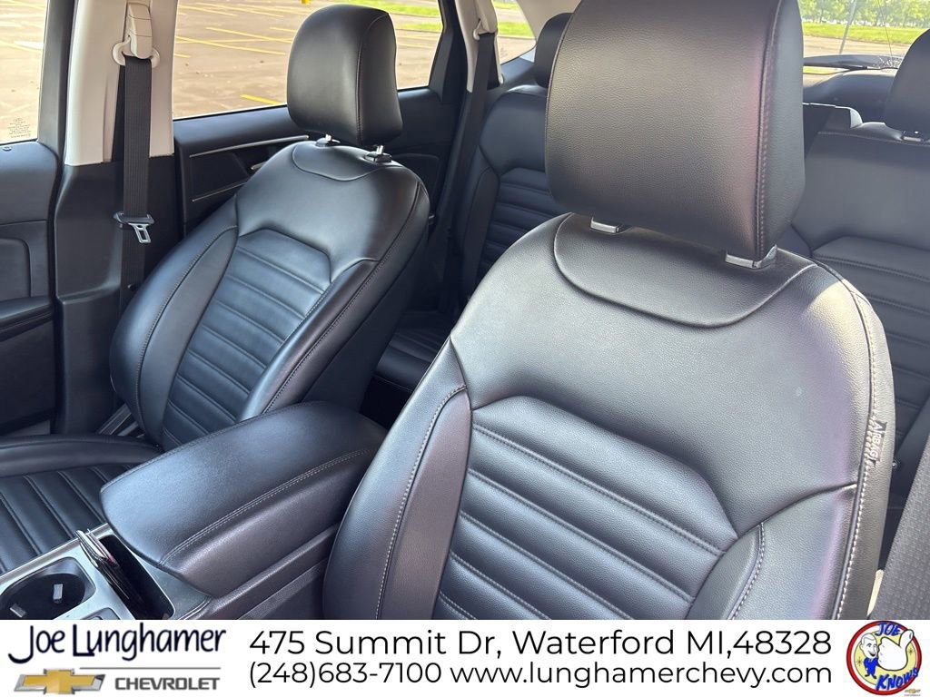 Used 2022 Ford Edge SEL AWD/4WD image 13