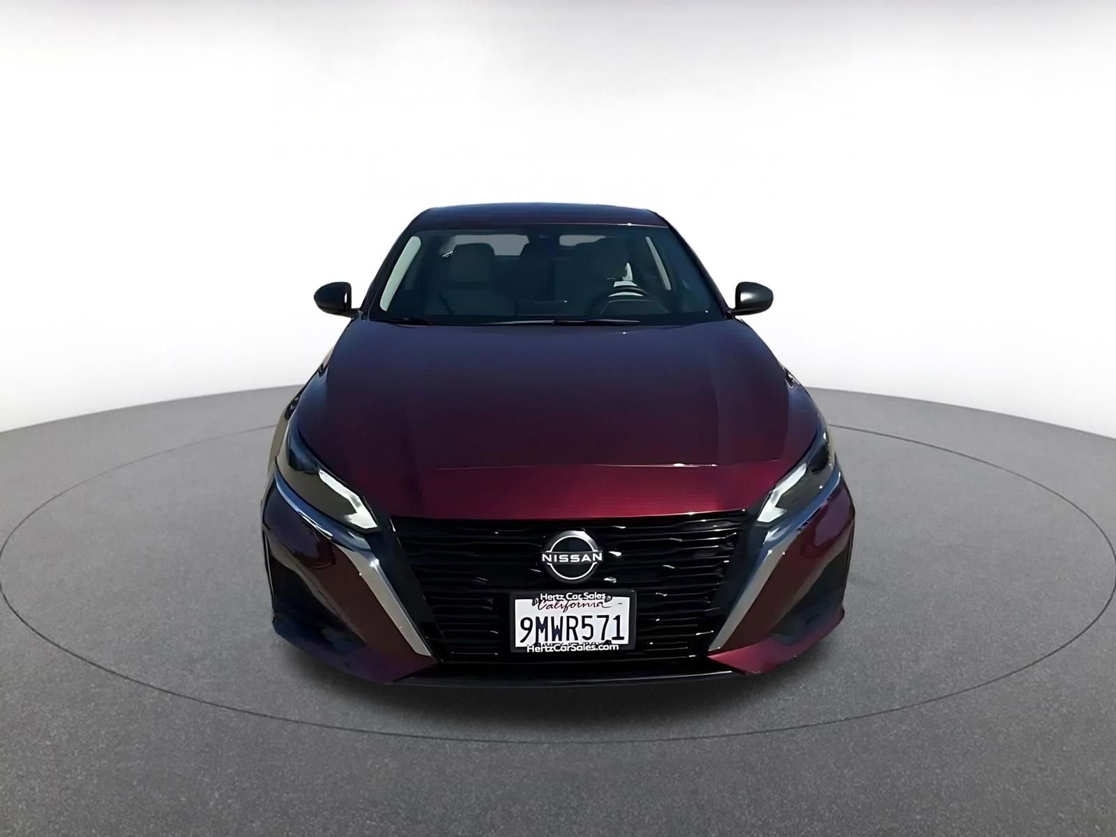 Used 2025 Nissan Altima 2.5 SV image 4