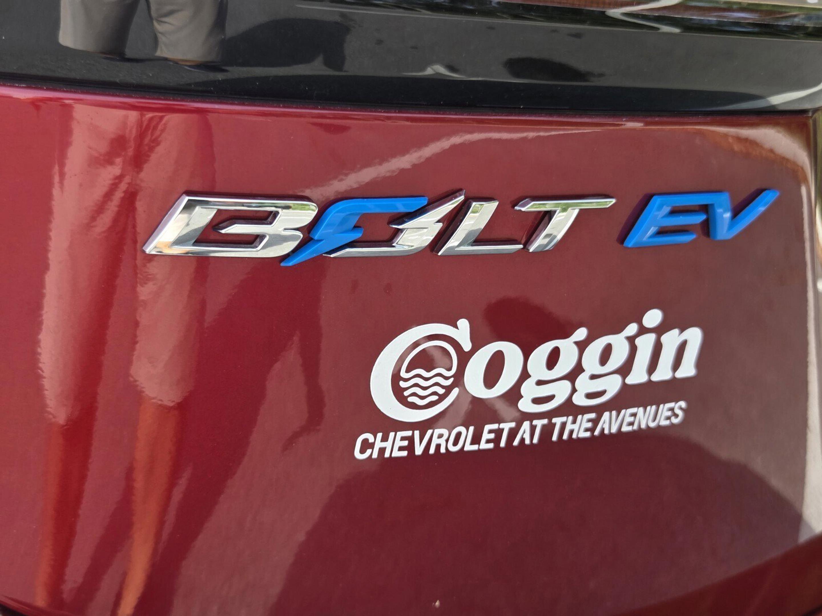 Certified 2023 Chevrolet Bolt LT w/ Infotainment Package FWD image 33